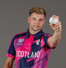 Bradley Currie